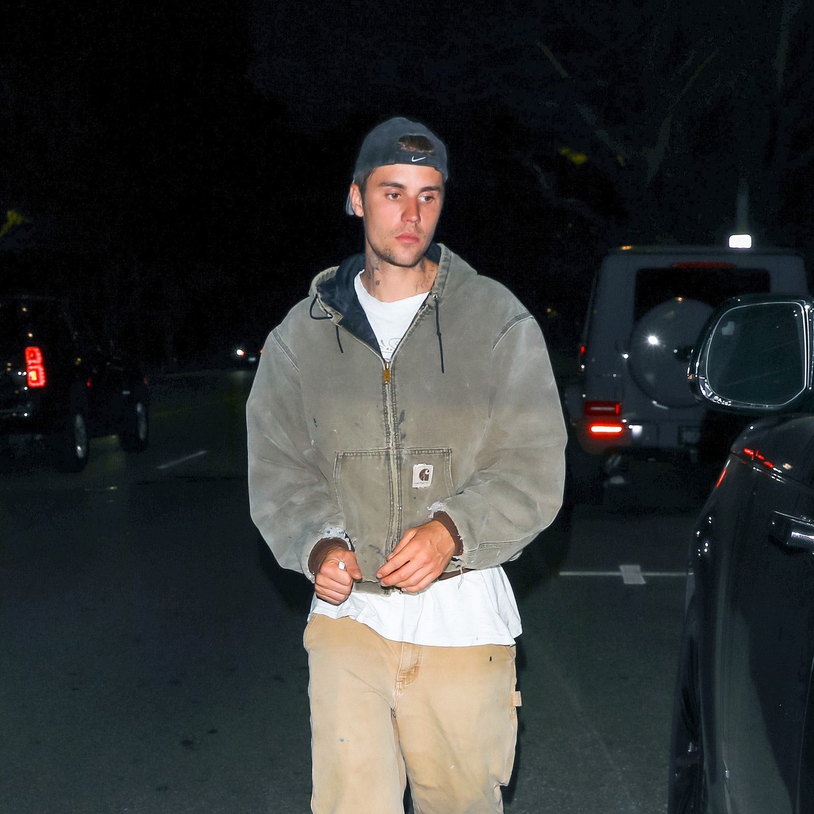 Justin Bieber (and every other guy) just can't keep away from Carhartt